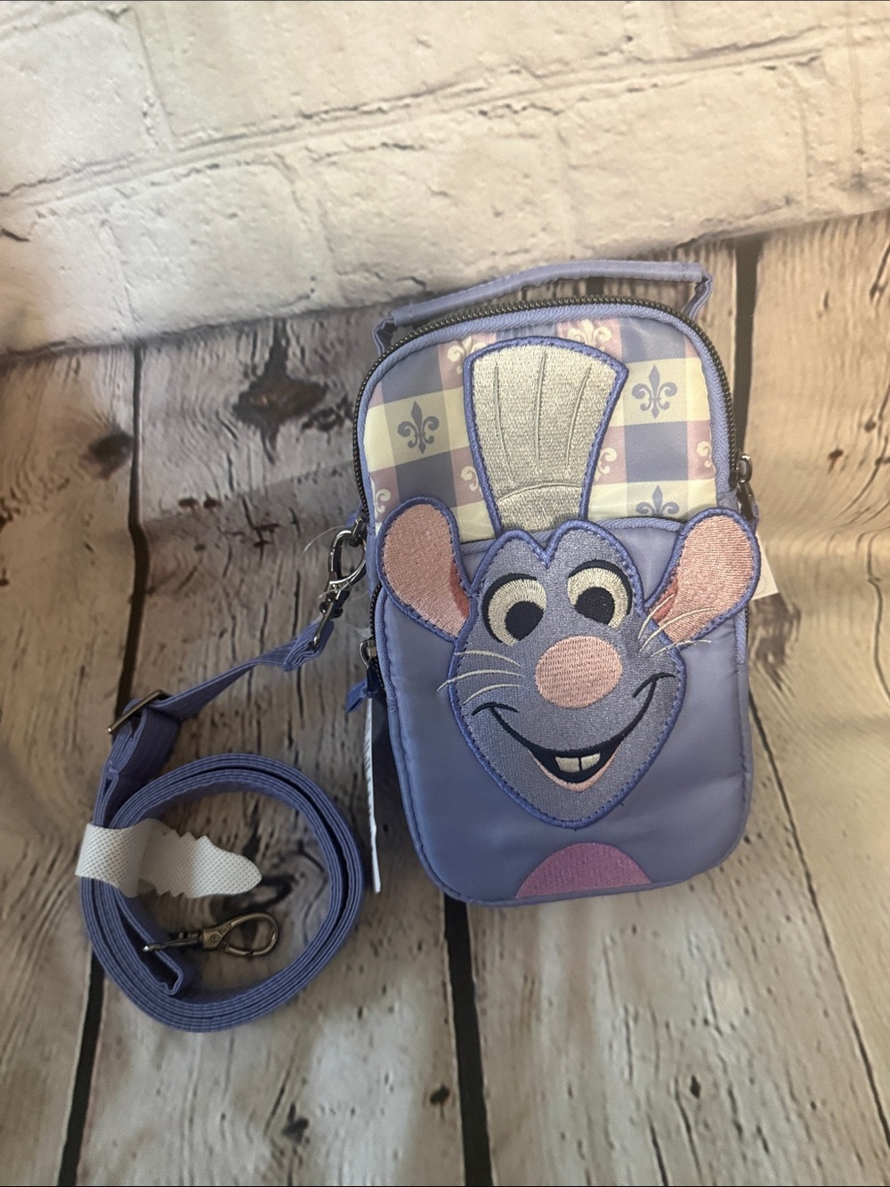 Disney World Lug Ratatouille Remy Epcot Paris Character Crossbody Bag New rare